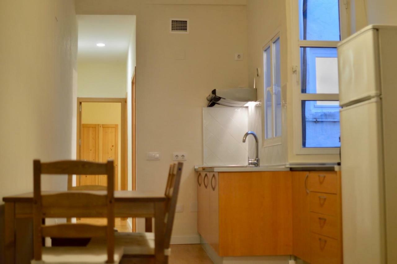 Peris Mencheta Apartment Севиля Екстериор снимка