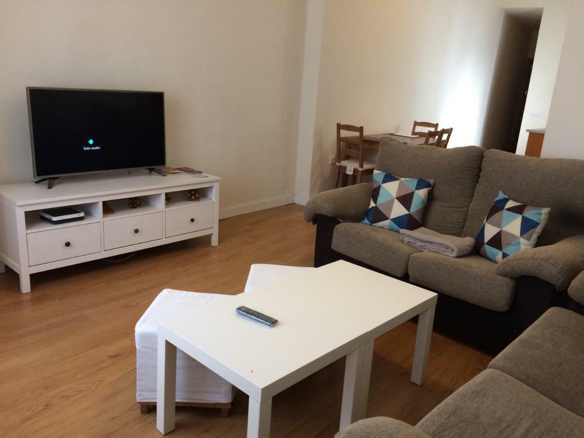 Peris Mencheta Apartment Севиля Екстериор снимка
